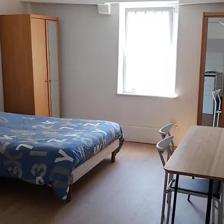 Studio En Centre-ville Apartamento